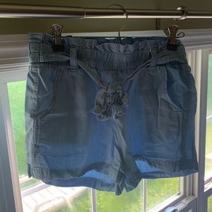 Fake jean shorts